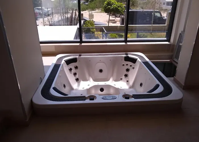 Lejlighed Alezzi Năvodari