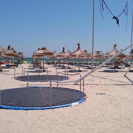 Alezzi Apartamento *